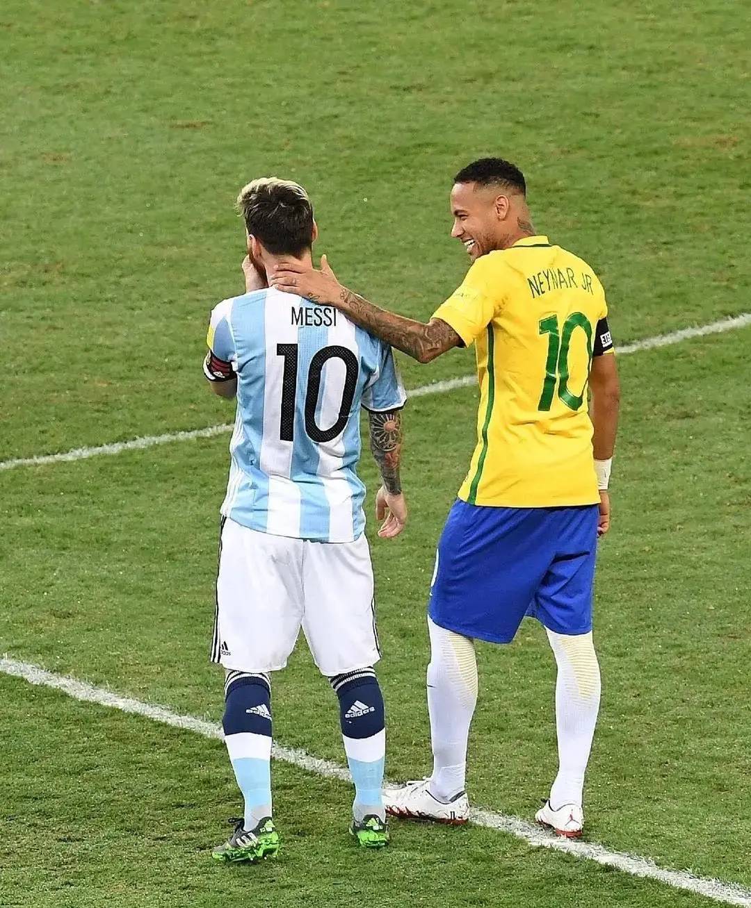 九游体育-C罗巅峰对决，字母哥与80激战湖人分钟，高光表现胜负难料！的简单介绍